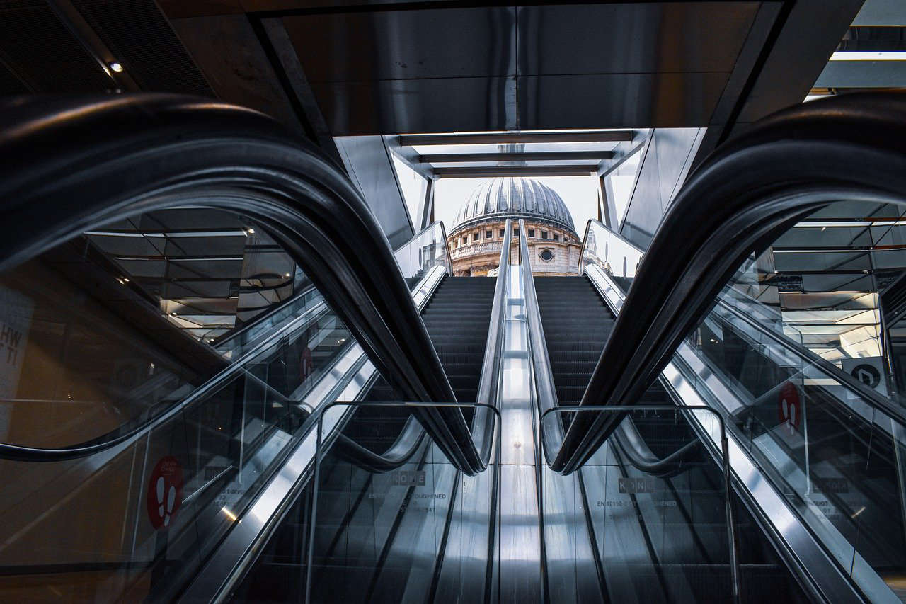 AMP Capital loses global infrastructure investor to DigitalBridge The