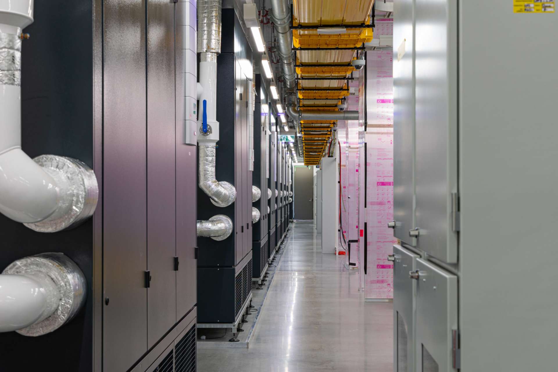 Equinix launches digital gateway data centre to link APACMiddle East