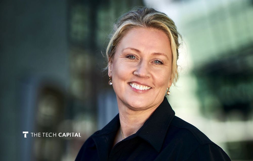 KKR-led consortium bets $3.4bn for 30% stake in new European fibre logo