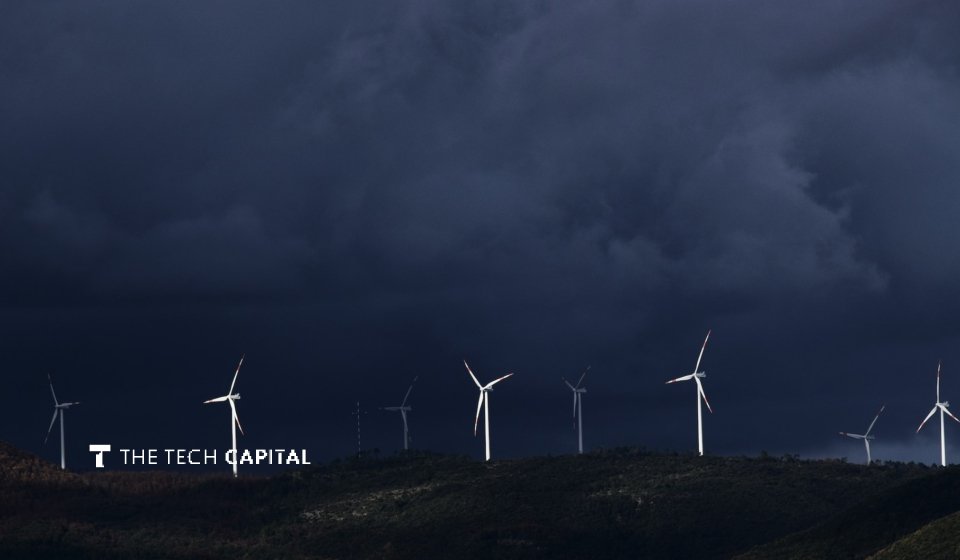 8 in 10 data centre businesses’ climate efforts stormed by energy crisis