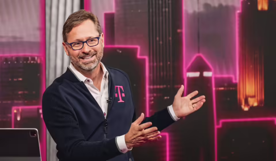 T-Mobile and KKR form $10bn JV to acquire fiber provider Metronet