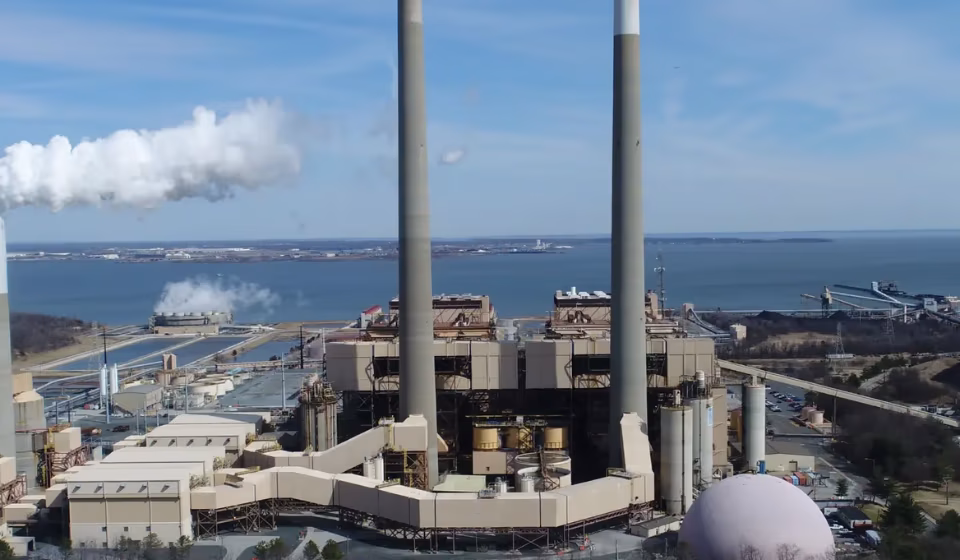 Talen Energy unlocks funds for 960 MW AWS campus development