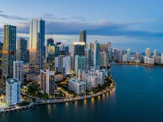 New South Capital Management increases stake in DigitalBridge Group by 40%