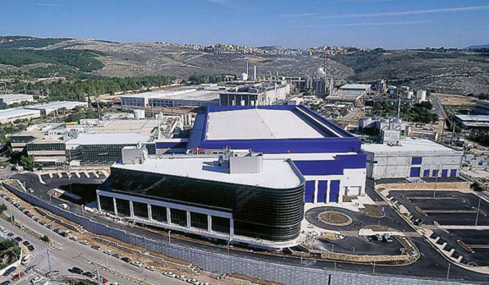Tower Semiconductor and Adani Group to invest $10bn in semiconductor project