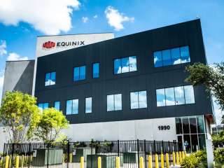 Data centre REIT Equinix sees mixed Q3 institutional activity as analysts maintain 'moderate buy' rating