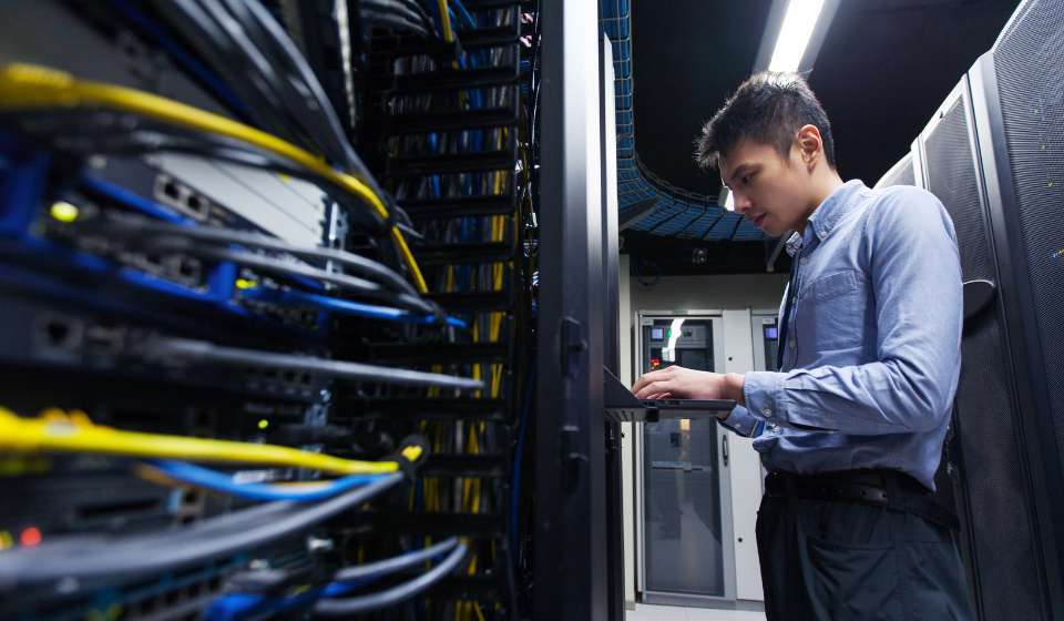 AWS, Mitsubishi Electric Sign MOU for sustainable cloud platform