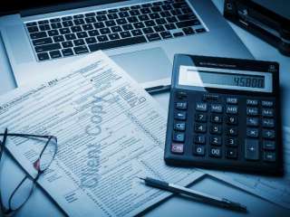 Equinix announces tax treatment of 2024 dividends, Courier Capital adjusts holdings
