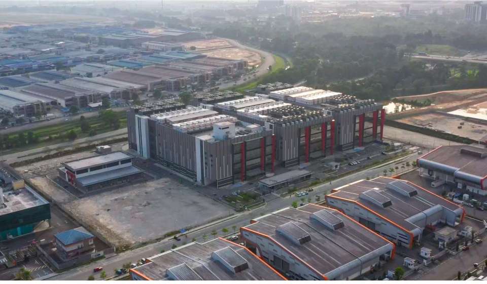 GDS Holdings mulls $500m US IPO for international data centre arm DayOne