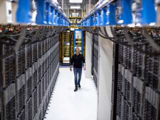 Power scarcity challenges rapid expansion of US data centres in AI era
