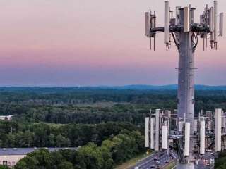 Global digital infrastructure REIT giant prices $1 billion bond sale for debt management