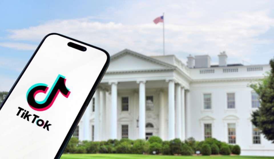 Oracle, Blackstone, Amazon and OnlyFans lineup TikTok bids as deadline looms