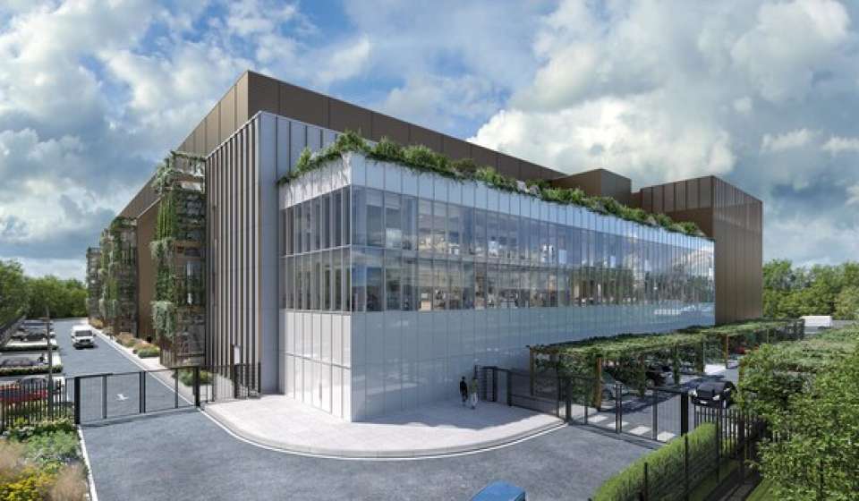 Colt DCS launches multi billion-dollar data centre expansion in France