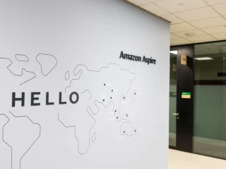 AWS launches APAC first innovation hub in Singapore