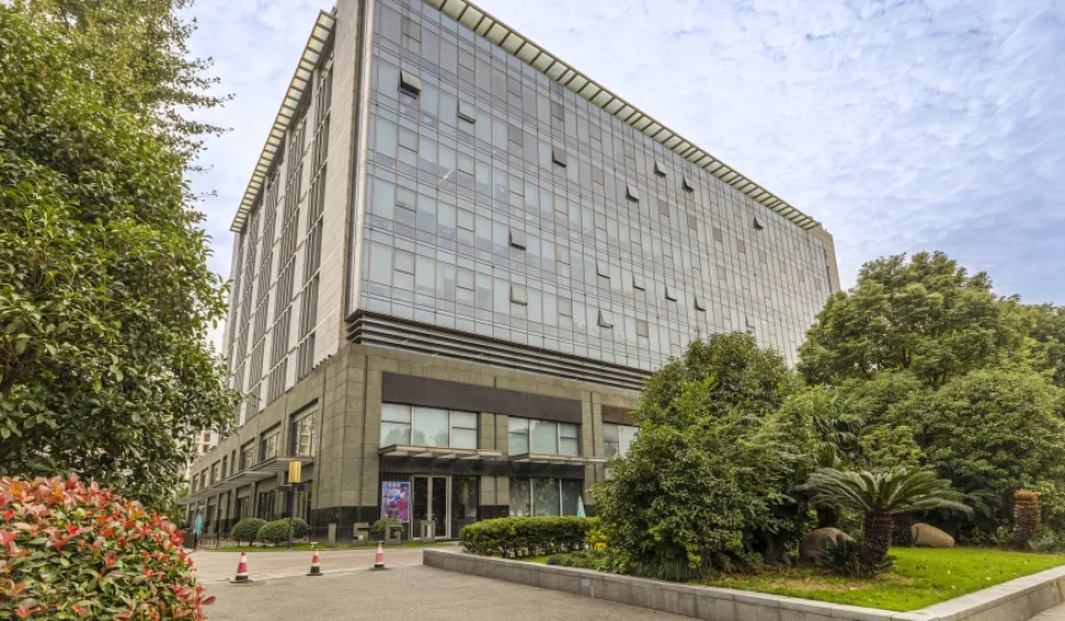 Amazon joins US tech giants in China R&D pullback as AI tensions escalate