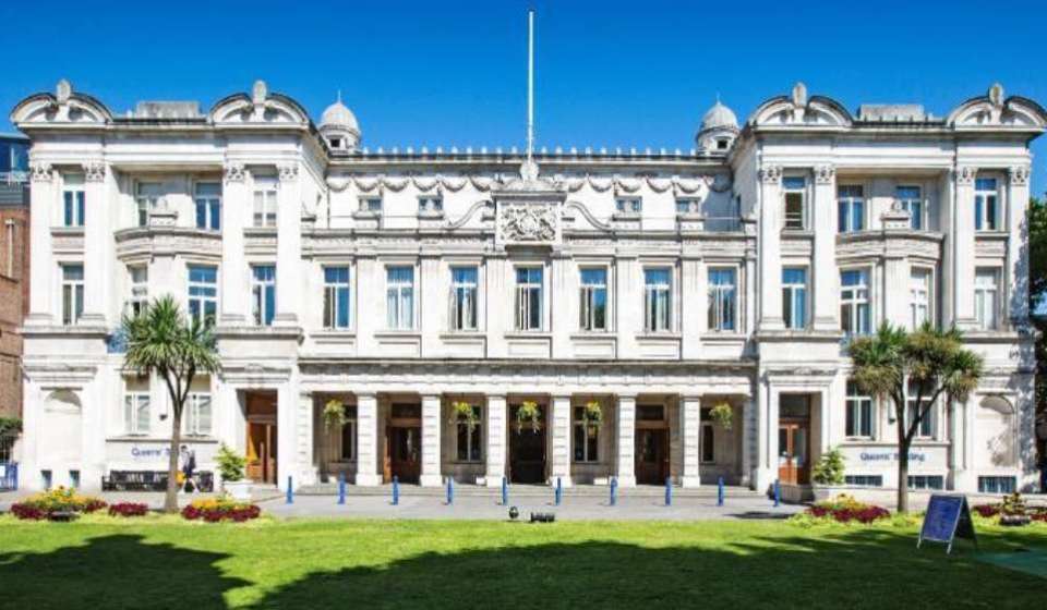 Queen Mary University taps waste heat to power campus in data centre overhaul