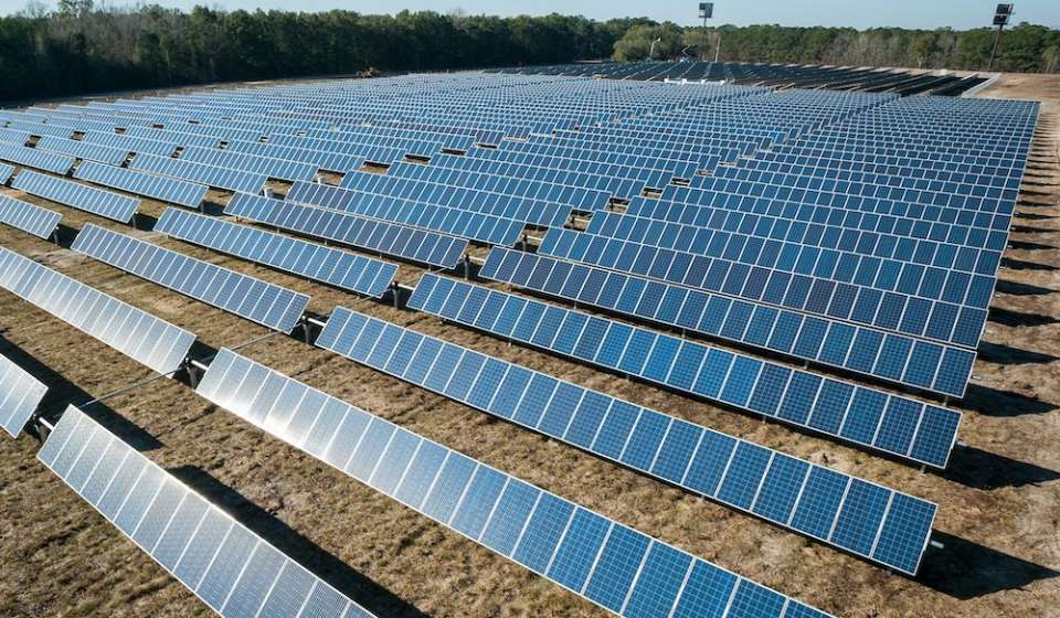 Gridmatic signs 10MW solar power deal, EdgeConneX to receive part of output