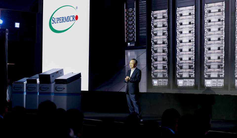 Supermicro sees volatile trading following executive stock sales and AI launches