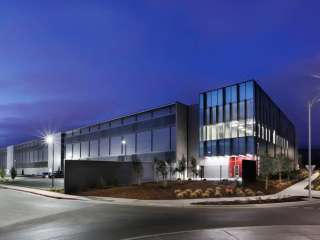 Equinix cuts full-year revenue guidance following operational and FX challenges