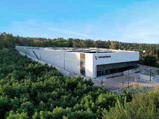 ServerFarm finalises delayed $589 million bond issue as investors assess Alibaba-linked revenue