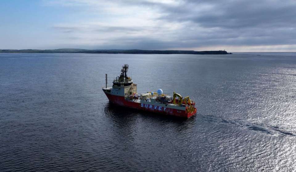 Amazon plans first solo trans-Atlantic cable project