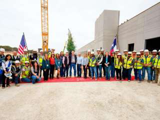 CyrusOne completes construction milestone at Texas data centre development