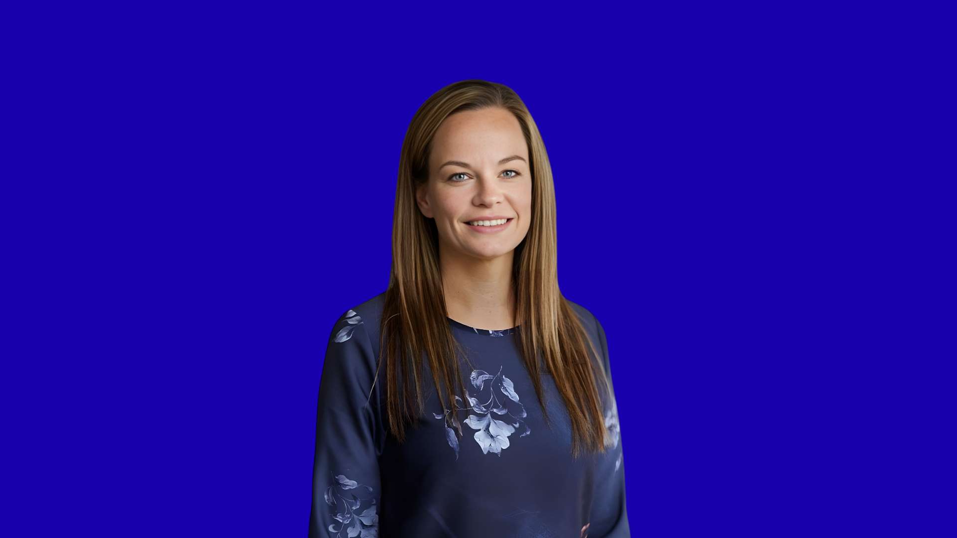 Eva Sóley Guðbjörnsdóttir in blue background