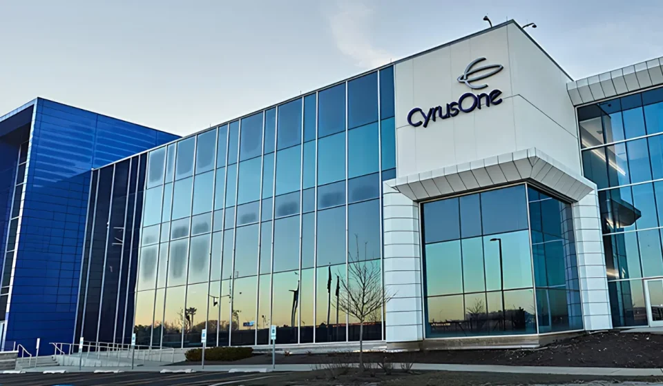 KKR, BlackRock-backed CyrusOne explores $15 billion 2027 IPO - The Tech ...