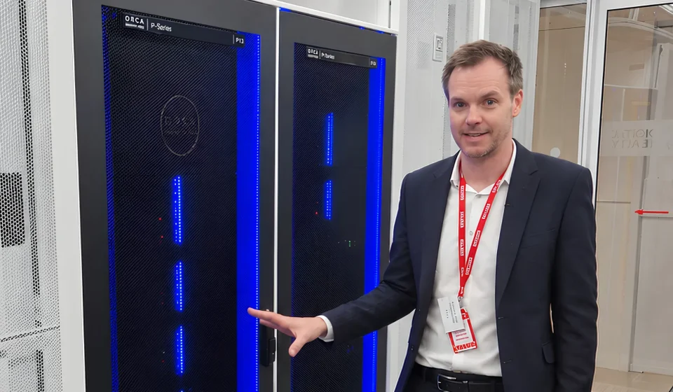 Computeur Host Digital Realty hosts ORCA's new quantum computer as commercial AI ...